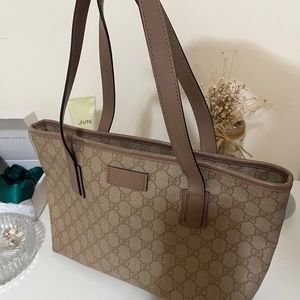 Authentic Gucci Supreme Small Joy Tote
